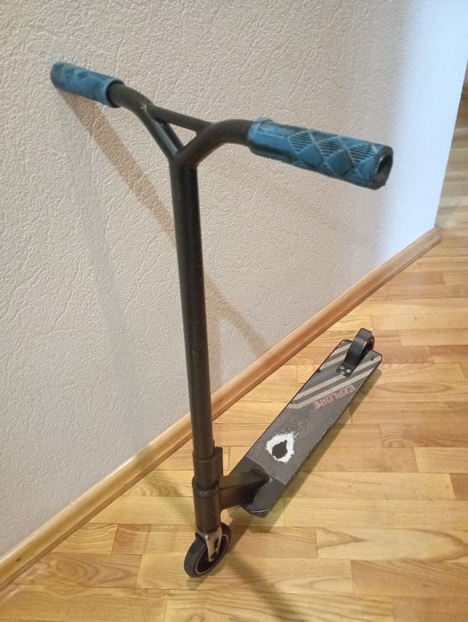 Трюковий самокат