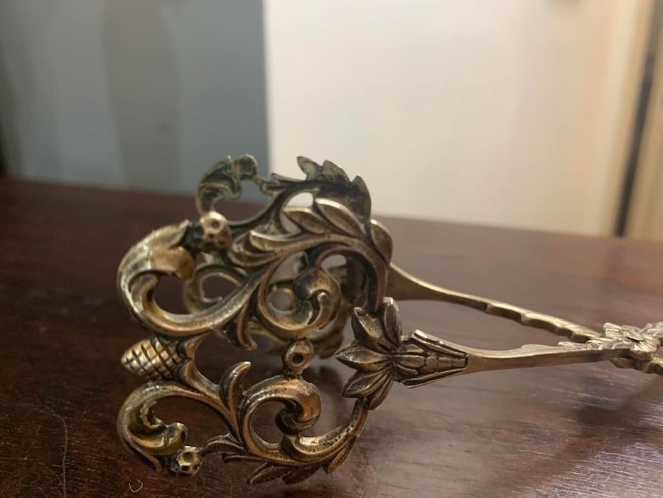 Pinca para bolos em prata