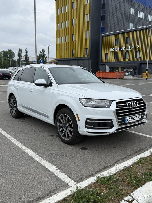 Audi Q7 premium plus
