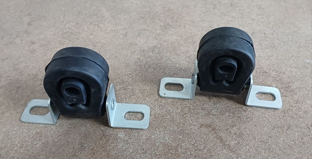 Подушка , кронштейн глушника VW Caddy (96-03), Golf (92-02), Polo (95-02), T4 (96-04) / Seat Ibiza (97-99).