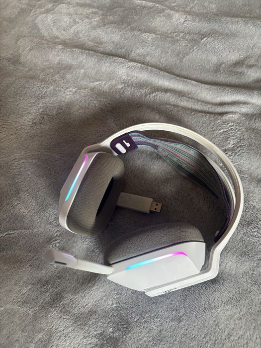 Наушники  logitech G733 Lightspeed WirelessRGB