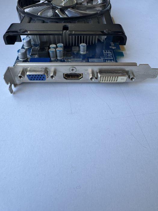 Відеокарта Gigabyte GV-R7750C 1gb 1059 МГц GDDR5 HDMI, DVI, DVI-D