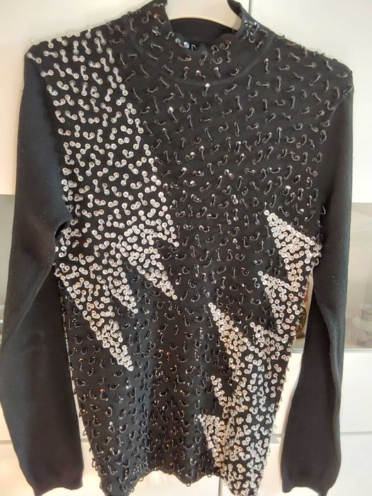 Camisola Preta com Lantejoulas