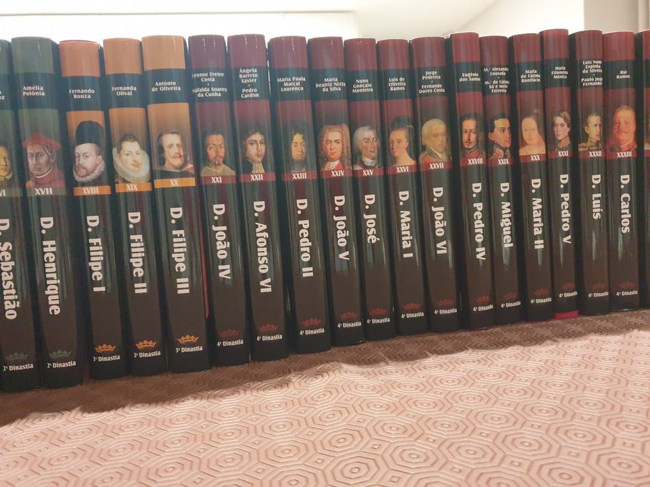 Coleção 34 Livros Dinastias/Reis e Rainhas de Portugal