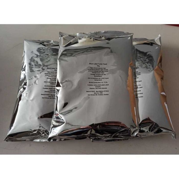 Drożdże Black Label 1kg ( 1 paczka)