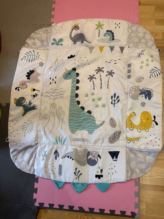 Mata Edukacyjna Ricokids dla niemowlaka