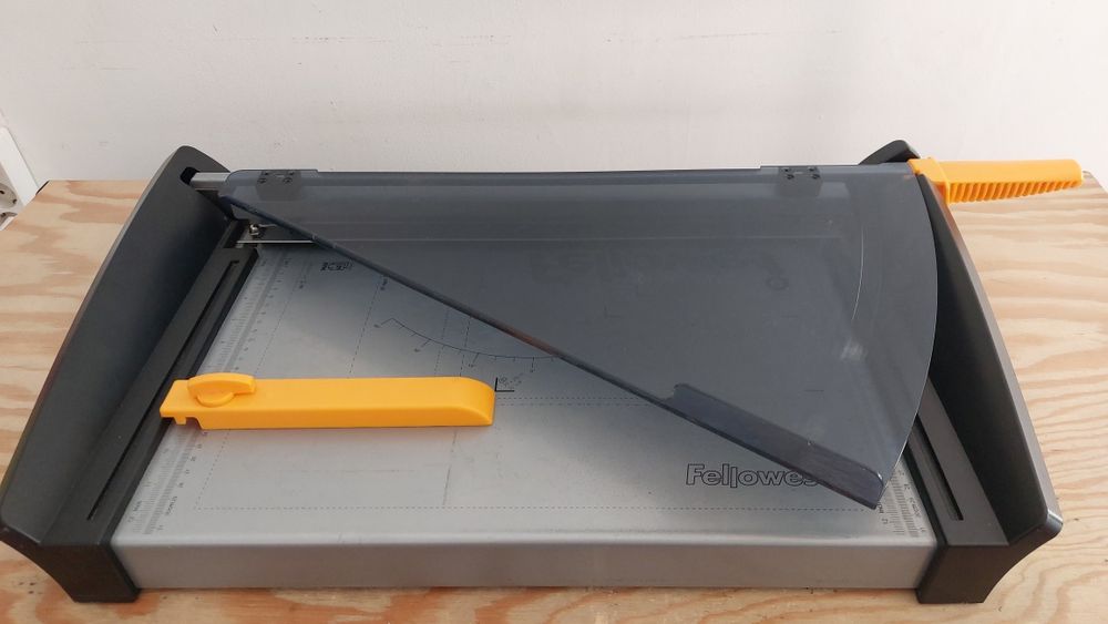 Guilhotina A3 Fellowes