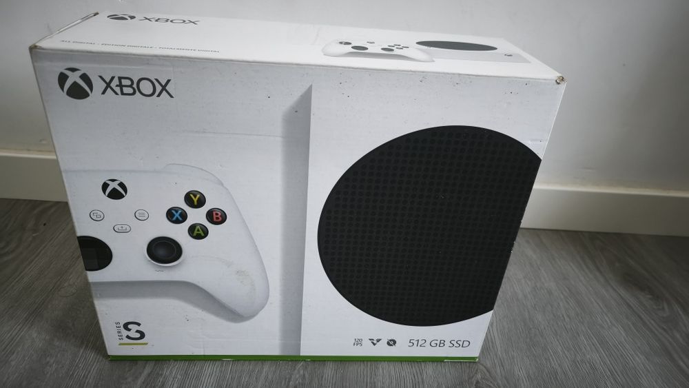 Xbox series S console