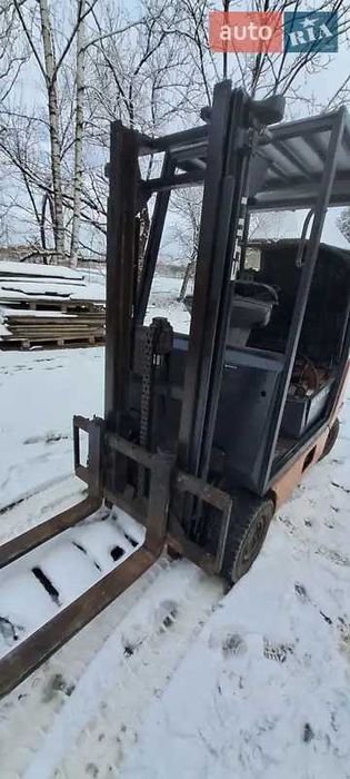 автонавантажувач вилковий