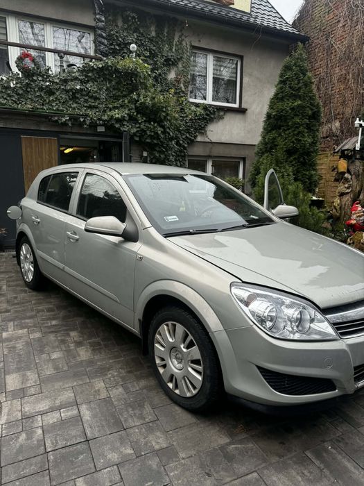 Sprzedam Opla Astre III 1.6 benzyna