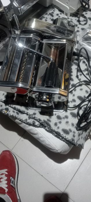 Máquina de massa Ferrari