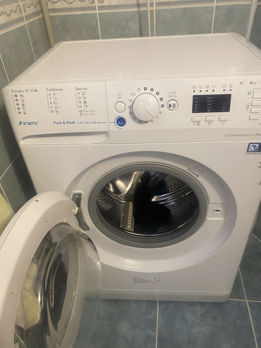 Indesit (серія Innex / WaterBalance Plus, завантаження 6 кг, віджим до 1200 об/хв)
