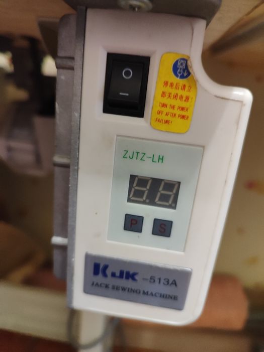 Продам швейні машинки