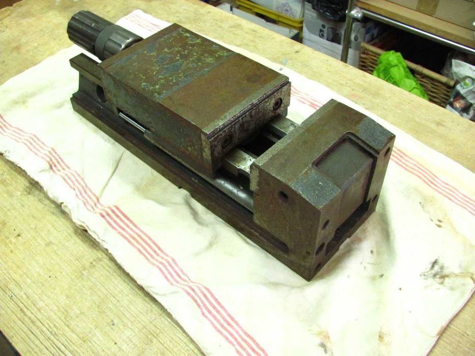 Profesjonalne imadło maszynowe do frezarki frezerskie  CNC KESEL NC125