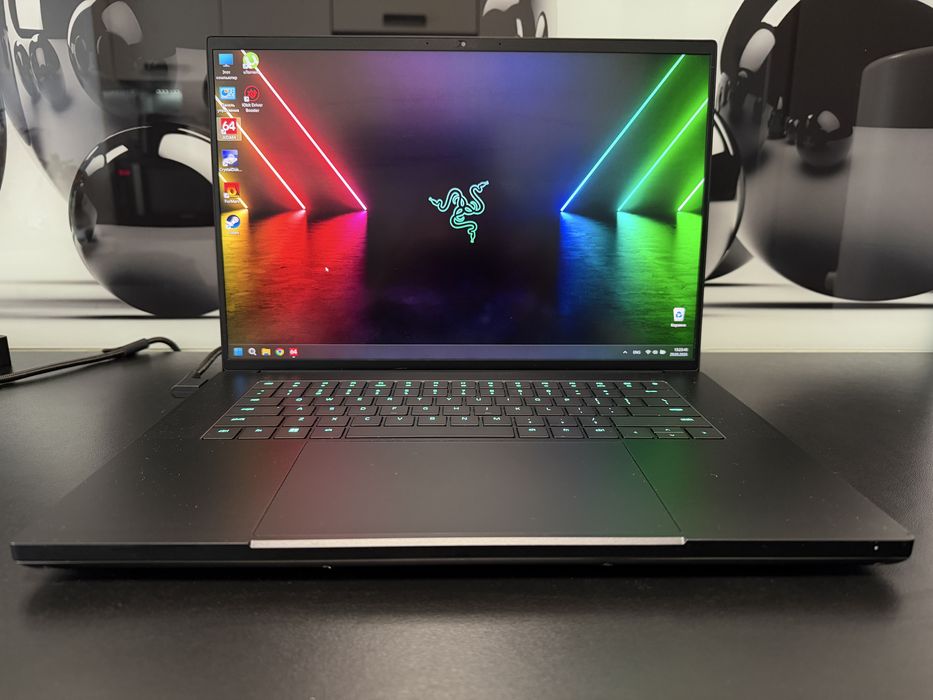 Ноутбук Razer Blade 16 Intel Core i9-13950HX RTX 4090 16GB RAM / 1TB SSD