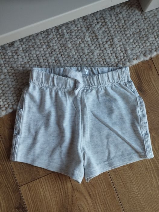 92cm spodenki dziewczęce, szorty