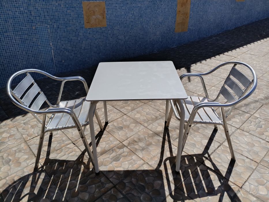 5 Mesas 2 cadeiras De Café  Restaurante Ou Esplanada  Novas