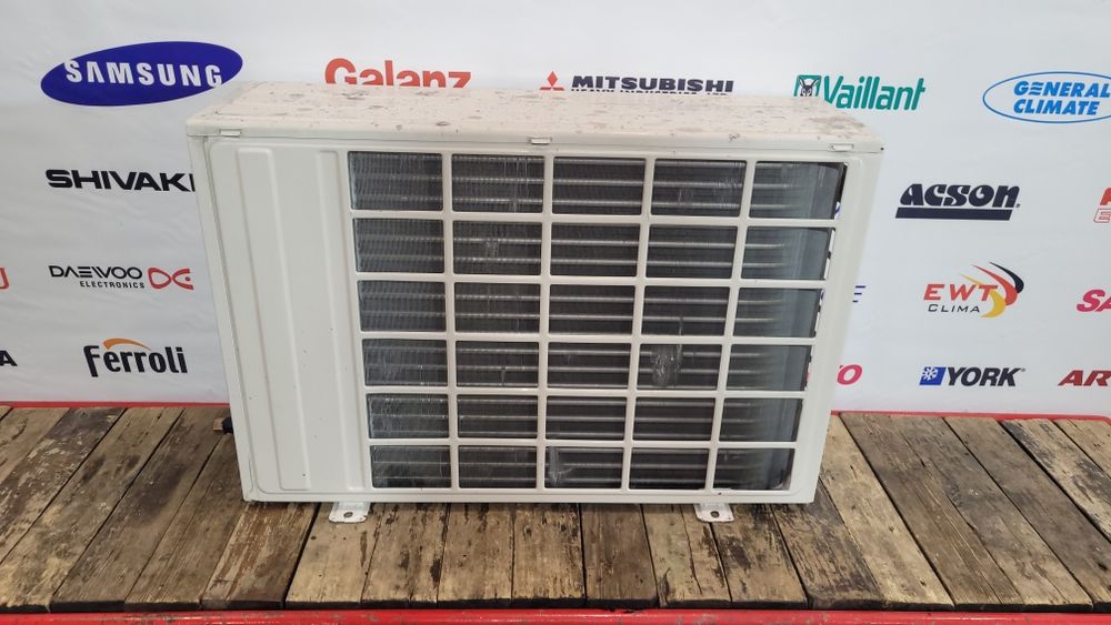 Наружный блок кондиционера MITSUBISHI 
MITSUBISHI - 9.

Выдаваемая мощ