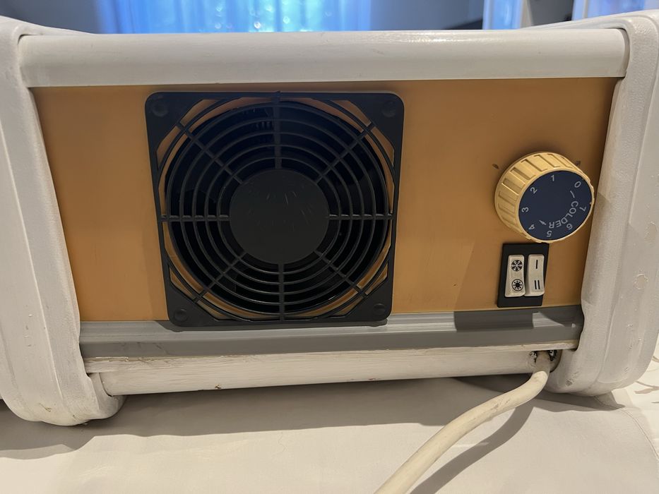 Vitrine refrigerafora de balcão