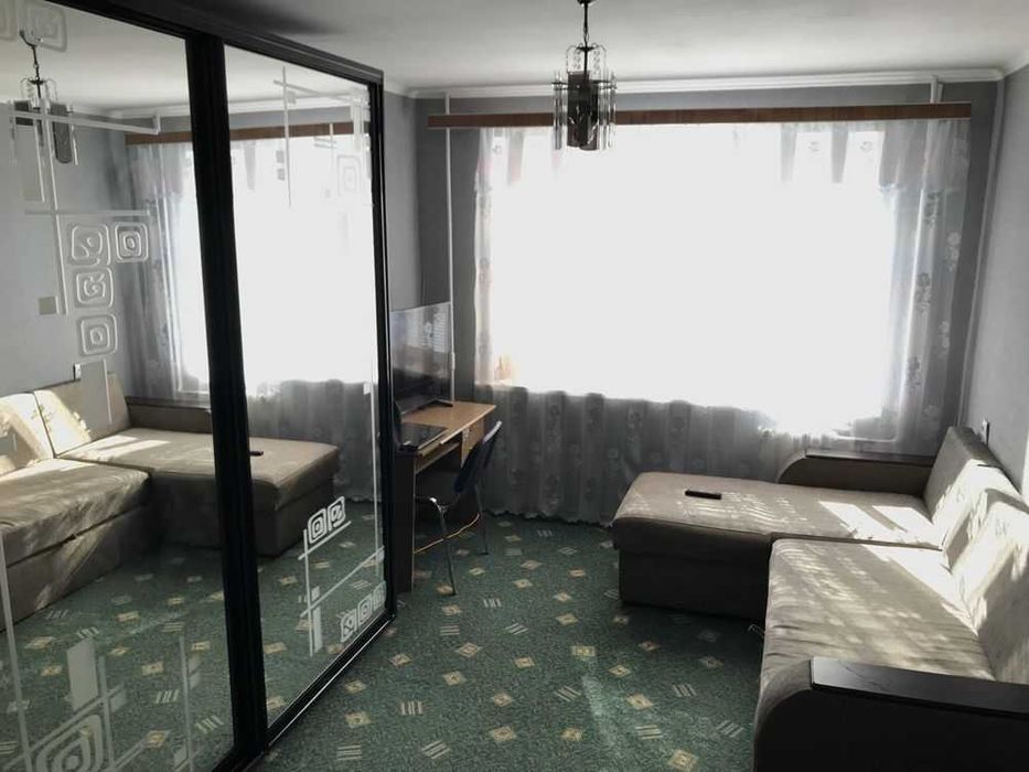 Продаем приватизированную квартиру в "Пентагоне". по пр. Слобожанский.