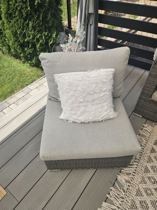 Komplet mebli ogrodowych / tarasowych – sofa + 2 fotele + stolik