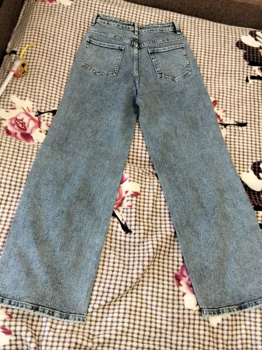 Нові жіночі джинси