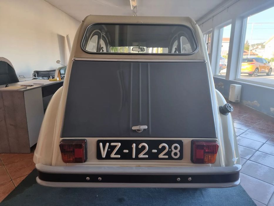 Citroën 2CV