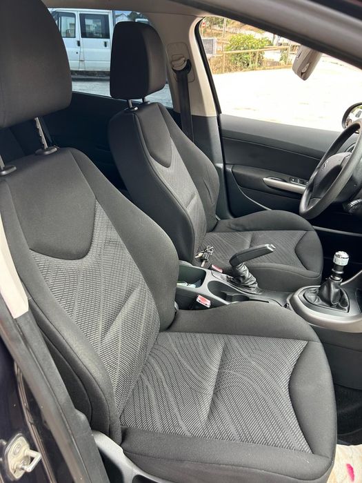 Peugeot 308 SW 1.6 HDi (112cv) 2011 | Nacional | 174000 km