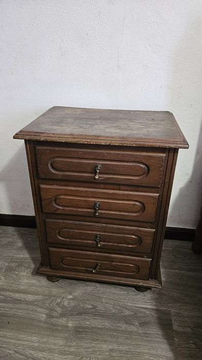 Mobília de quarto para despachar