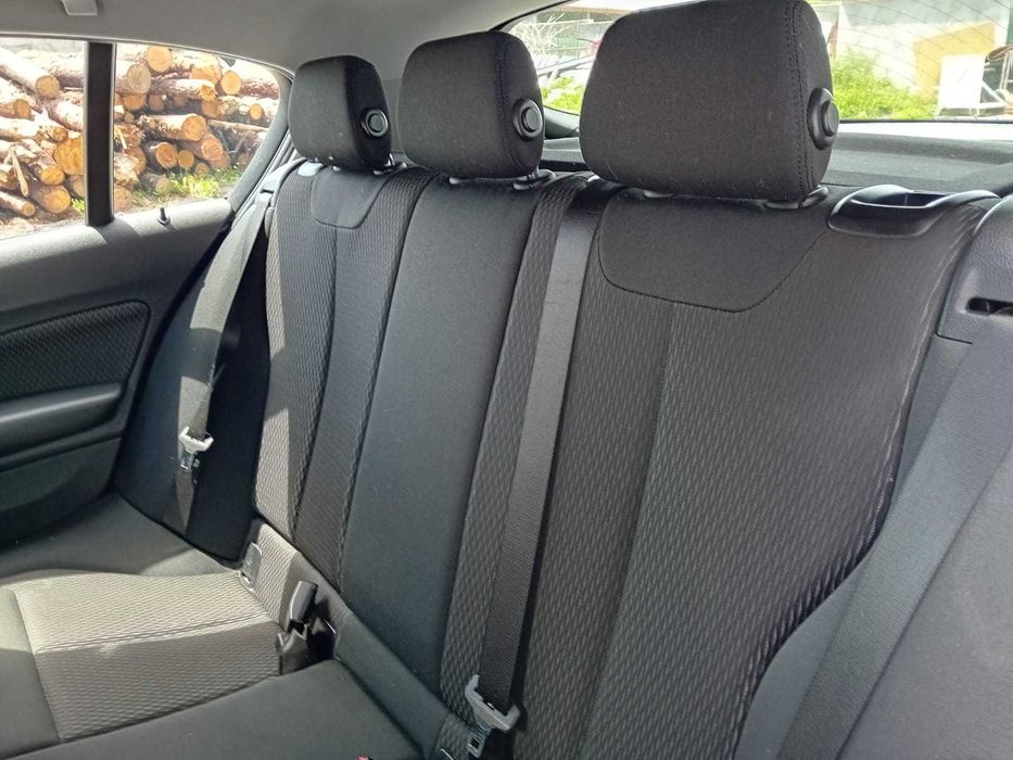 BMW 116 d c/auto ( pequeno sinistro )