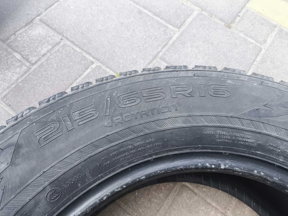 Резина 215/65 R16 зимова Nokian Hakkapeliitta R3 suv.