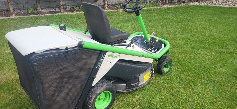 Rezerwacja  Traktorek etesia 2 cylindry kosiarka do trawy z koszem