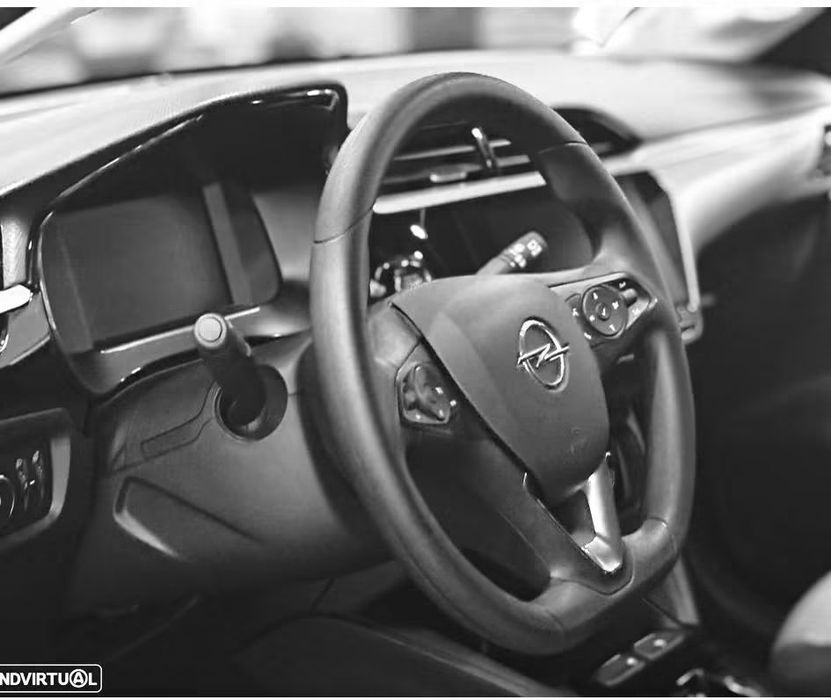 Disponível Carro elétrico para TVDE