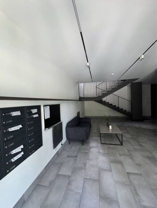 Продаж трикімнатної квартири в будинку бізнес-класу ЖК Silver Flow