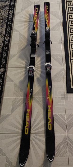 Skis em bom estado