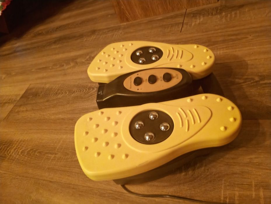 Продам масажер для ніг Remington