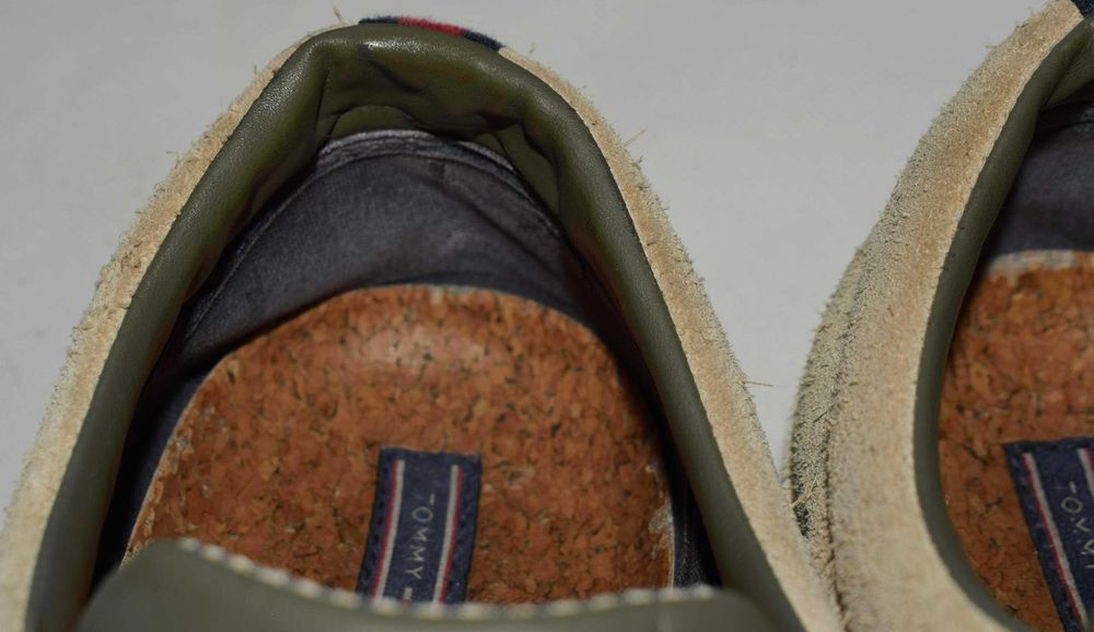 Tommy Hilfiger buty trampki zamszowe korkowa wkładka 44