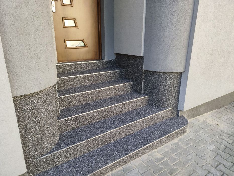 Wykończenie wnętrz oraz realizację kamiennego dywanu