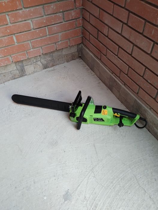 Оренда бензопили. Оренда електропили. Прокат електроінструменту.