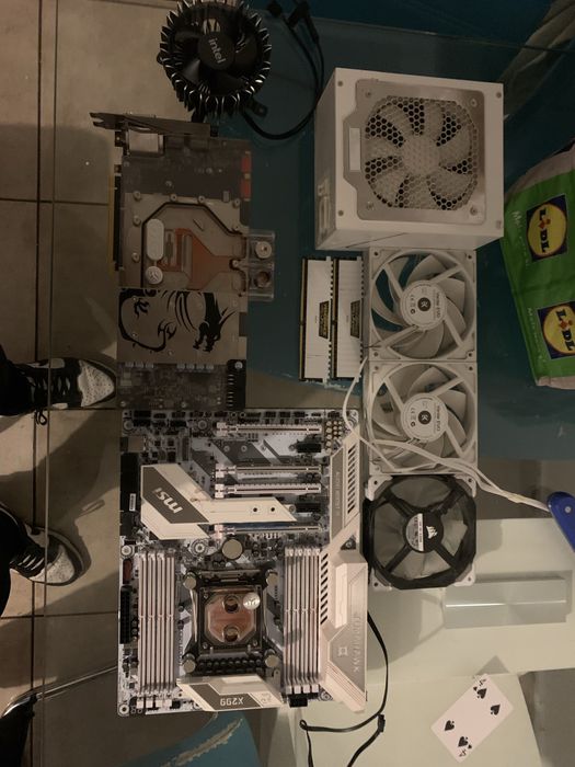 Vendo tudo ou troco64738332196482123