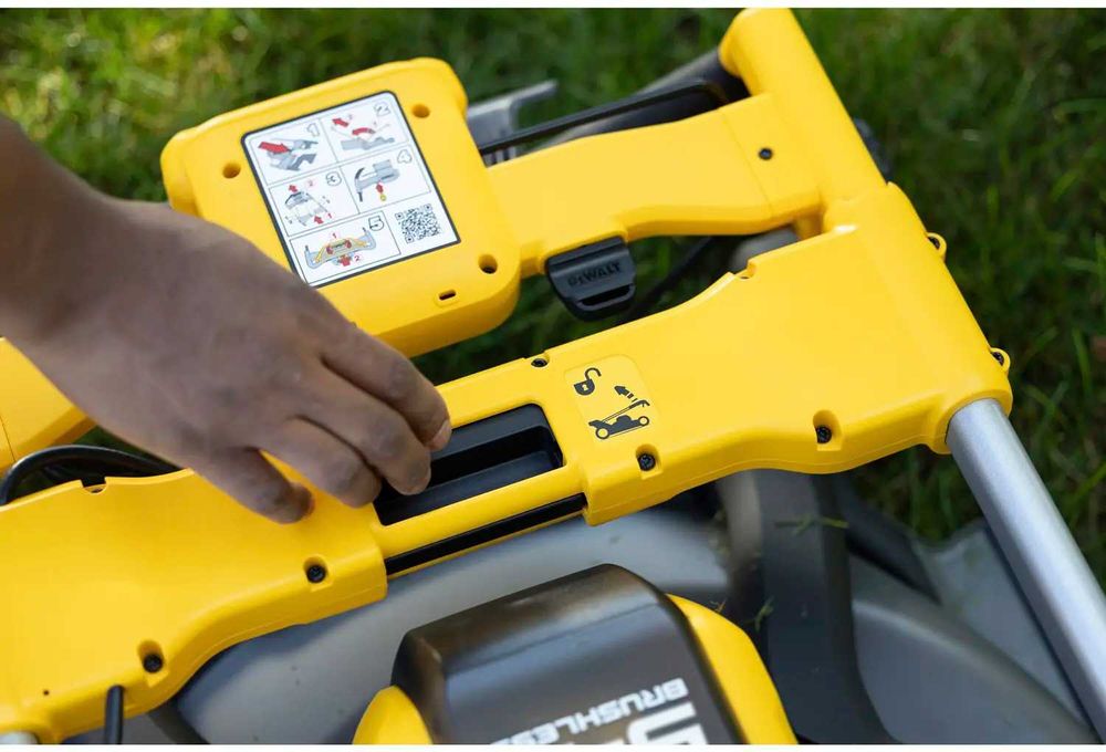 DeWALT DCMWSP550 Газонокосарка акумуляторна безщіткова FLEX самохідна