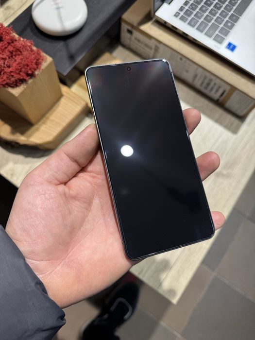 Samsung S25 Edge 12/256 GB  новий