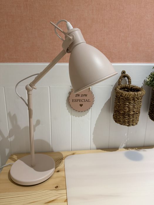 Candeeiro de secretaria ou mesa em metal