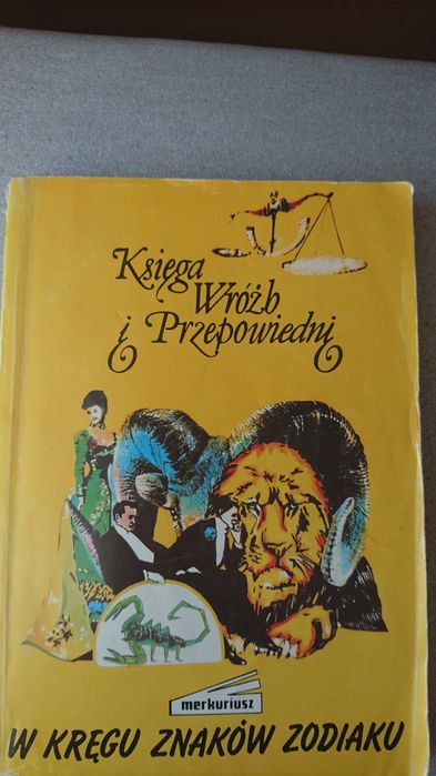 Księga wróżb i przepowiedni ''