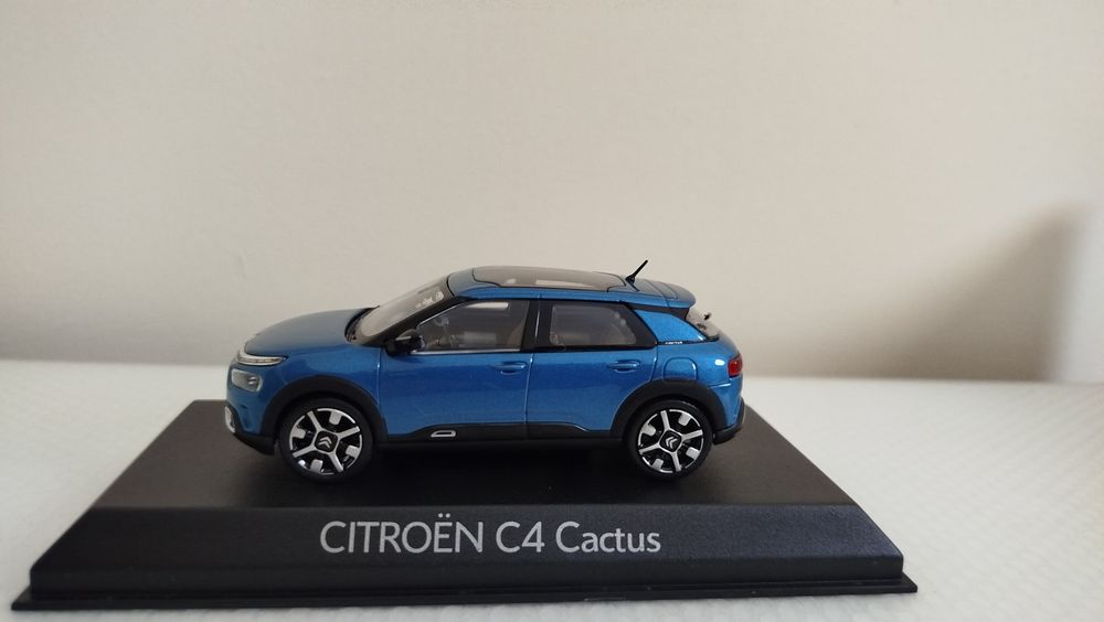 Miniatura Citroen C4 Cactus 1/43 Nova