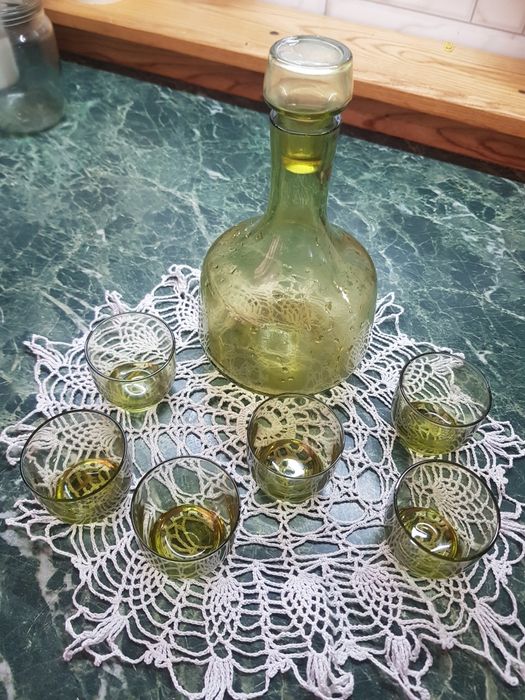 Стопки, рюмки, чашки