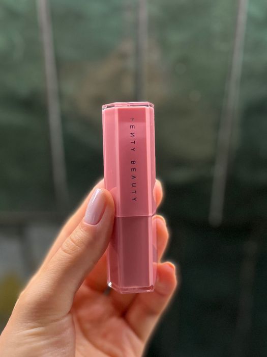 Fenty Beauty FUSSY FU$$Y szminka pomadka błyszczyk