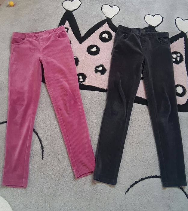 Spodnie leginsy lekko ocieplane r.134