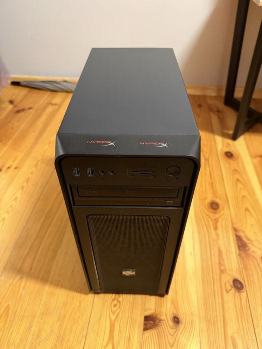 Komputer stacjonarny