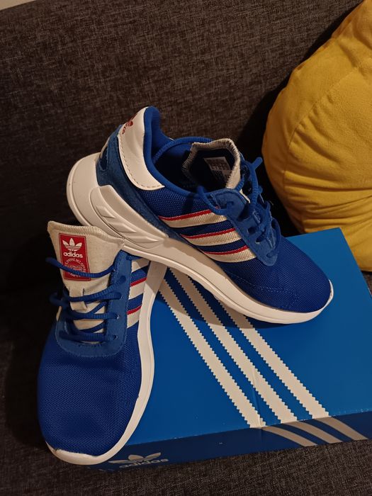 Sapatilhas da Adidas NR.33